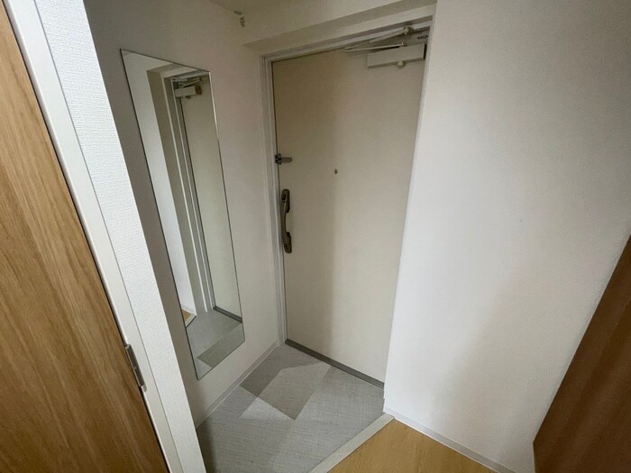 物件内観写真15　(玄関)