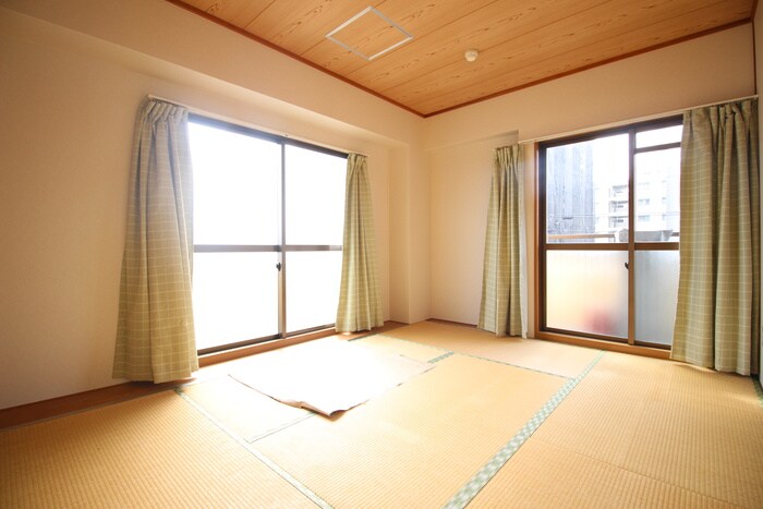 物件内観写真12　(居室)