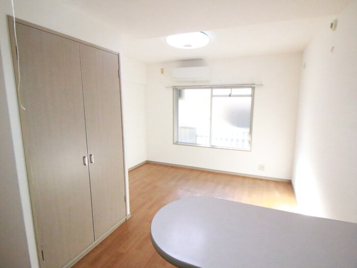 物件内観写真16　(居室)