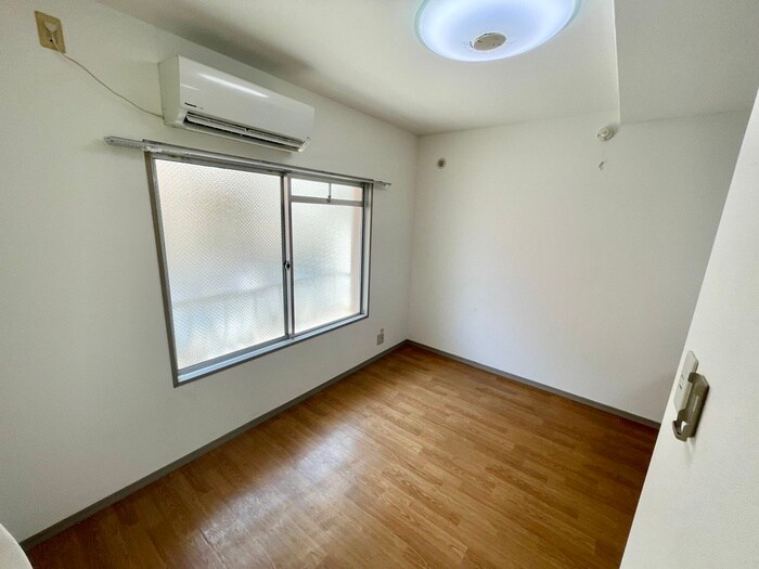 物件内観写真19　(居室)