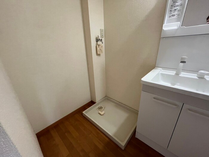 物件内観写真19　(洗濯機置場)