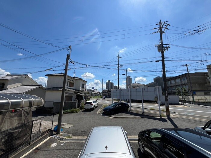 物件内観写真22　(室内からの展望)