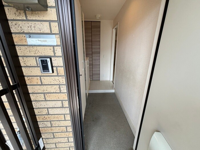 物件内観写真16　(廊下)