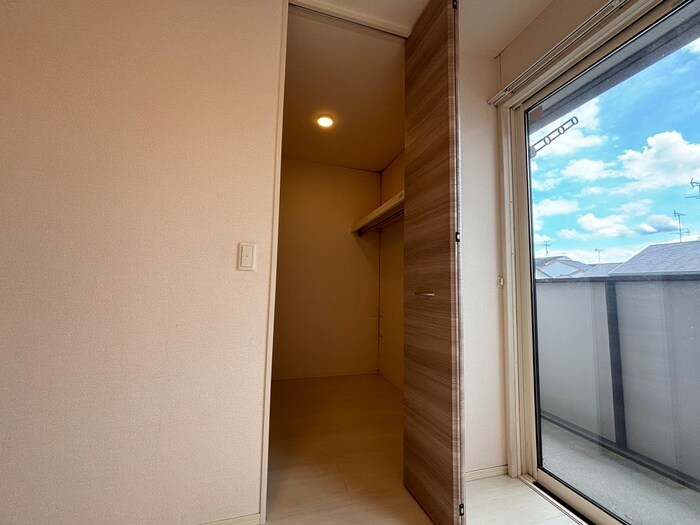物件内観写真17　(収納)