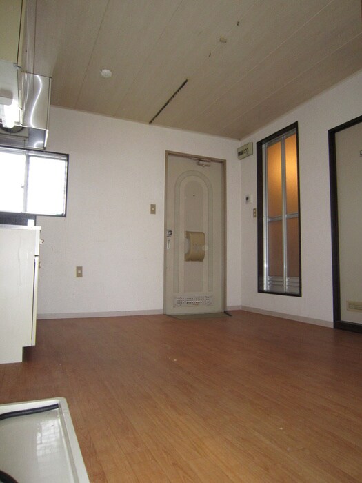 物件内観写真4　(居室)