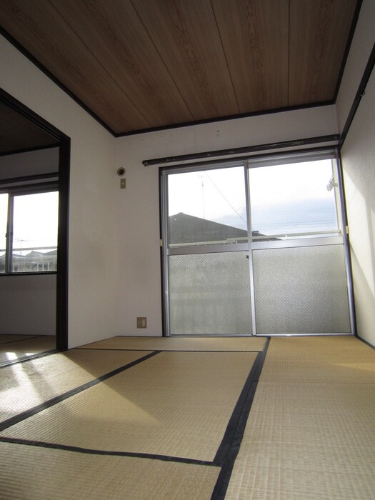 物件内観写真5　(居室)