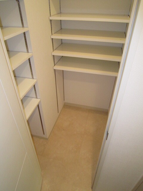 物件内観写真14　(靴箱)