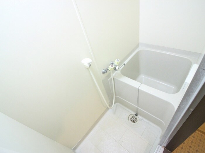 物件内観写真12　(バス／シャワールーム等)