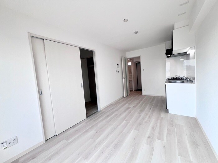 物件内観写真9　(居室)