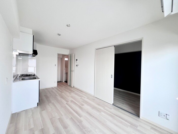 物件内観写真9　(居室)