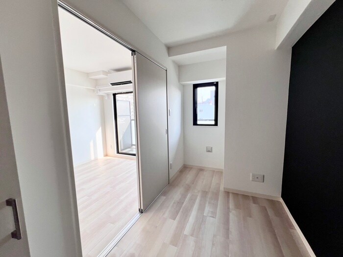 物件内観写真10　(居室)