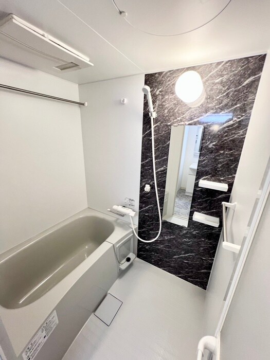 物件内観写真12　(バス／シャワールーム等)