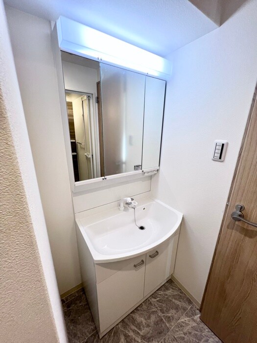 物件内観写真13　(洗面)