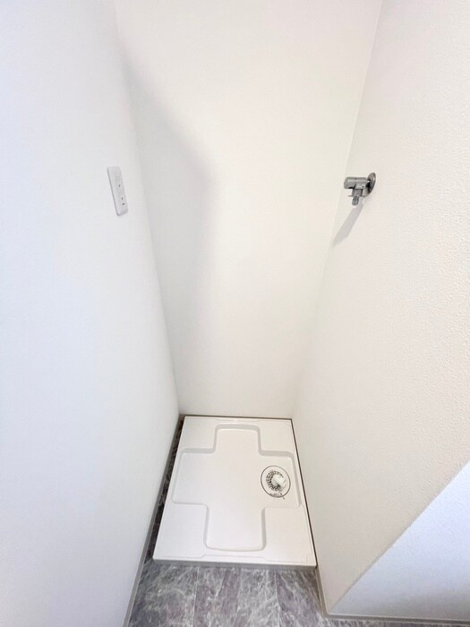 物件内観写真14　(洗濯機置場)