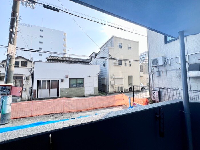 物件内観写真15　(室内からの展望)