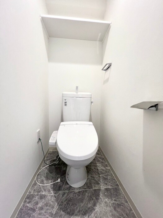 物件内観写真15　(トイレ)