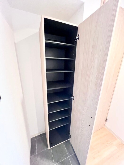 物件内観写真17　(靴箱)