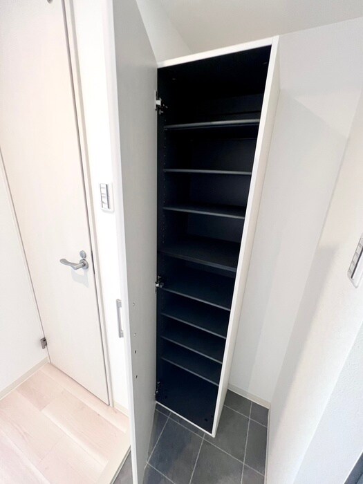 物件内観写真17　(靴箱)