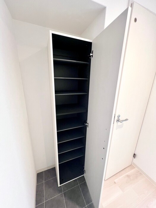 物件内観写真17　(靴箱)