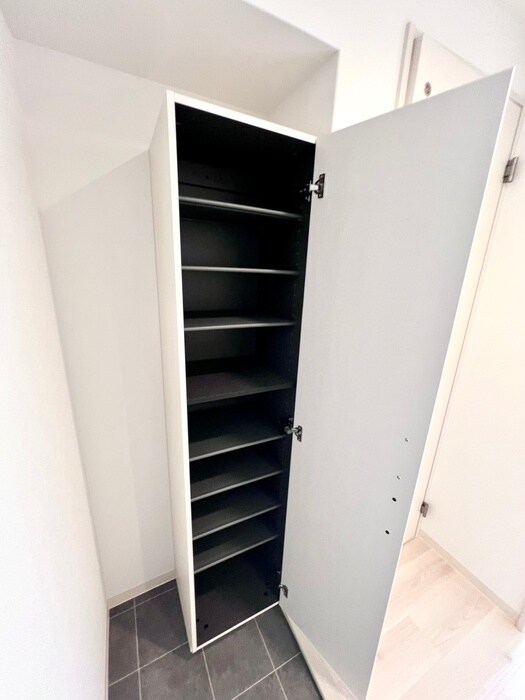 物件内観写真17　(靴箱)