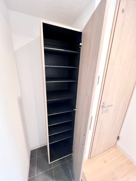 物件内観写真17　(靴箱)