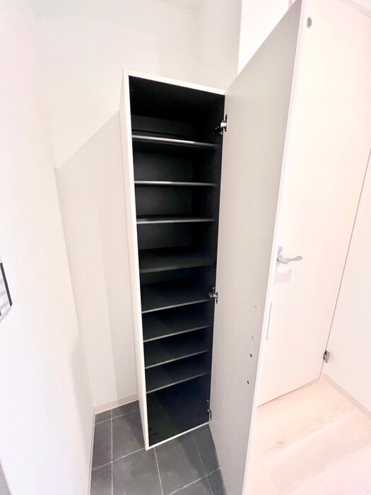 物件内観写真19　(靴箱)