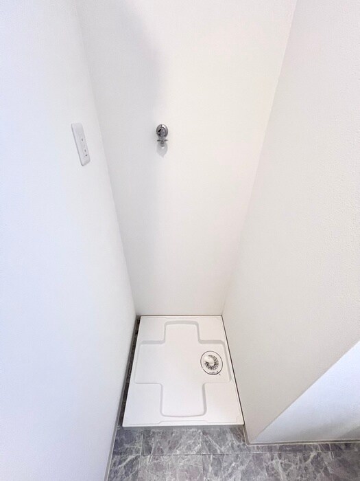 物件内観写真20　(洗濯機置場)