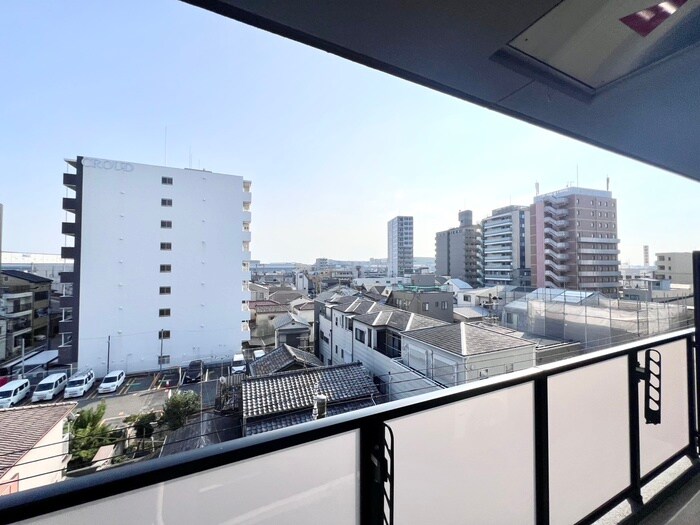 物件内観写真20　(室内からの展望)