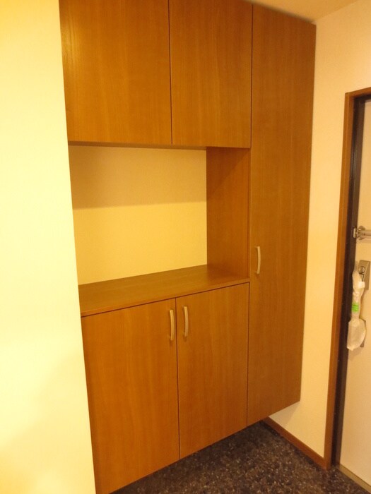 物件内観写真10　(靴箱)