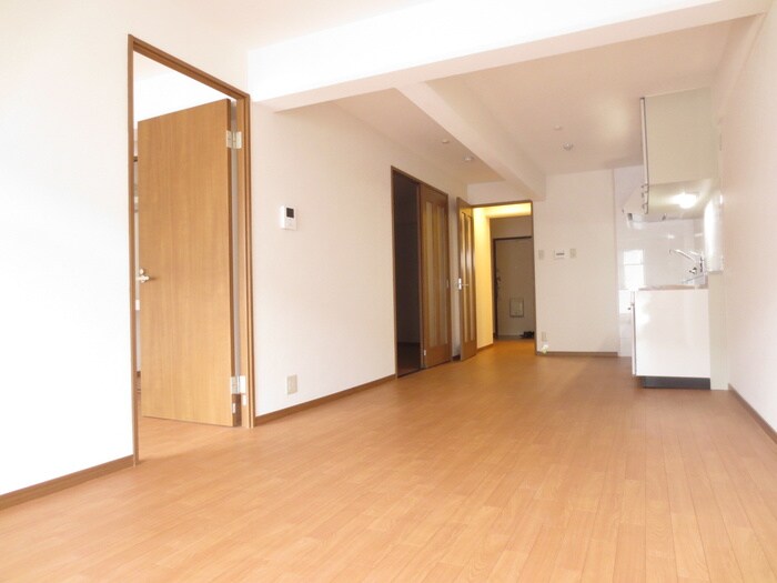 物件内観写真12　(居室)