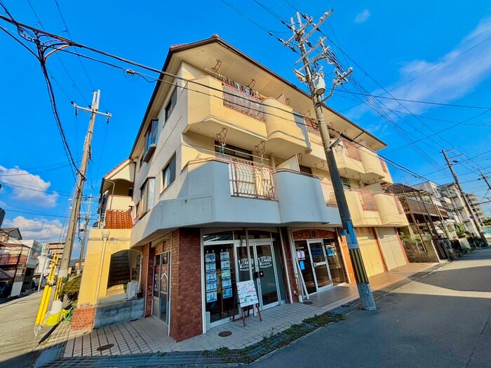 物件外観写真1　(外観写真)