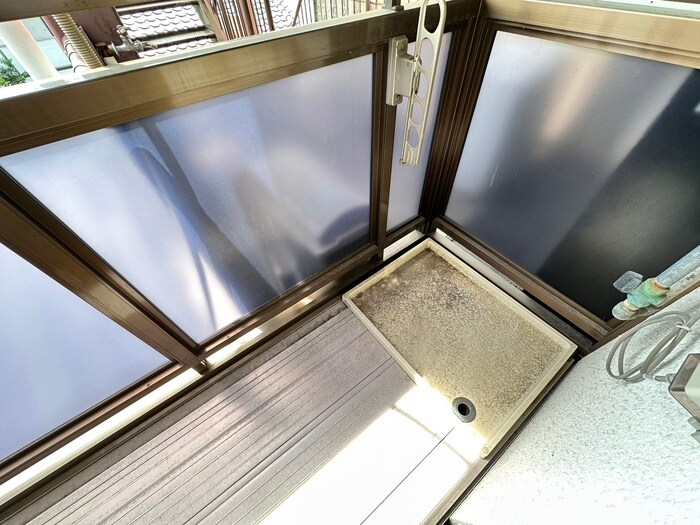 物件内観写真18　(洗濯機置場)