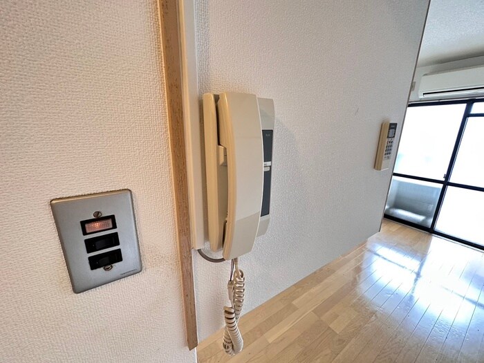 物件内観写真18　(廊下)