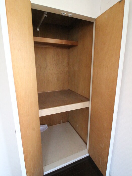 物件内観写真13　(収納)