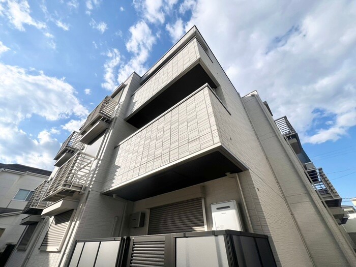 物件外観写真1　(外観写真)