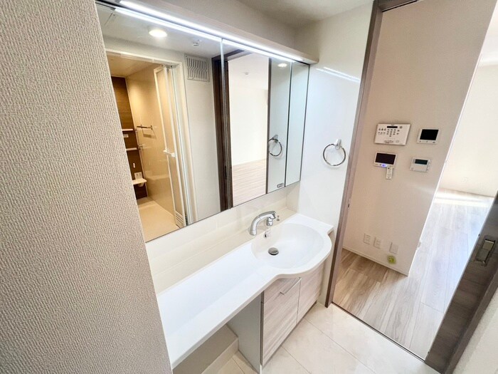 物件内観写真13　(洗面)