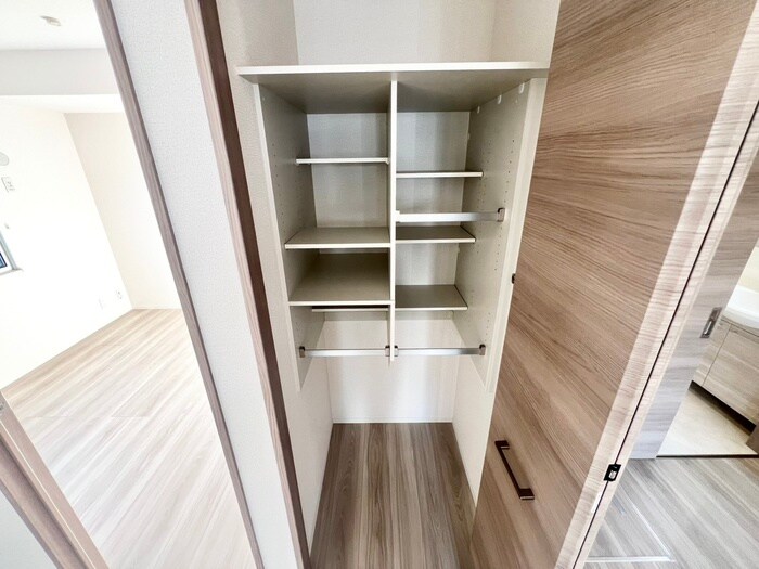 物件内観写真15　(収納)