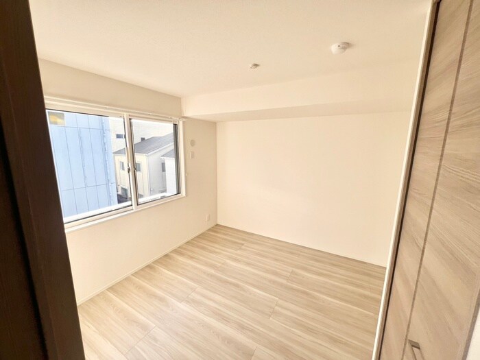 物件内観写真17　(居室)