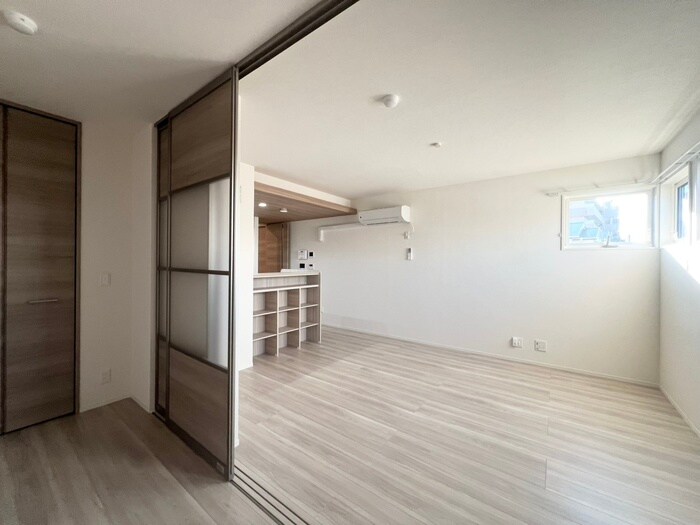 物件内観写真19　(居室)