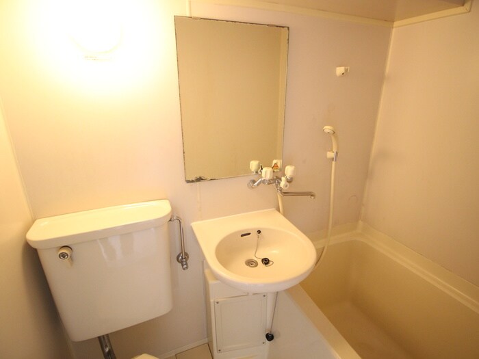 物件内観写真11　(洗面)