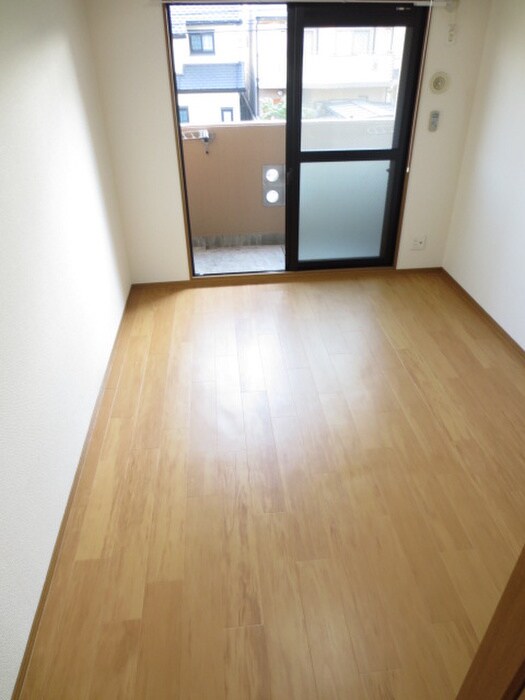 物件内観写真12　(居室)