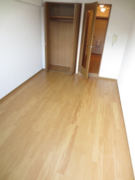 物件内観写真14　(居室)