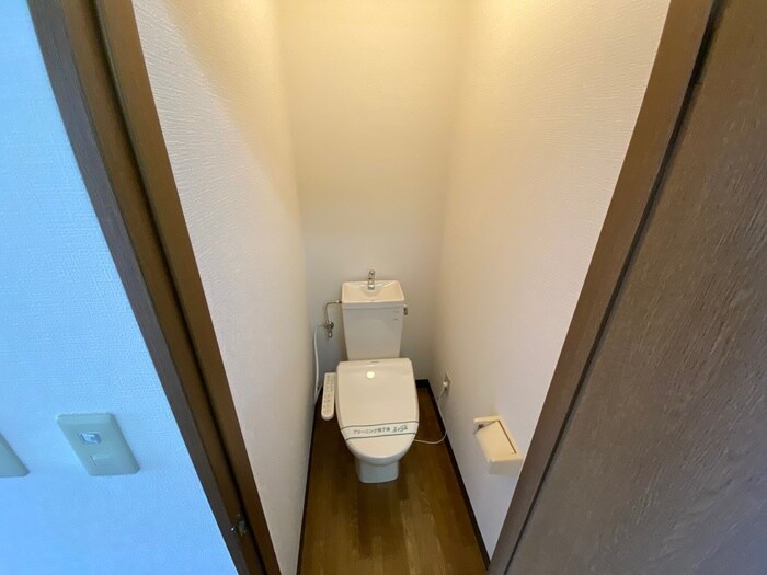 物件内観写真12　(トイレ)