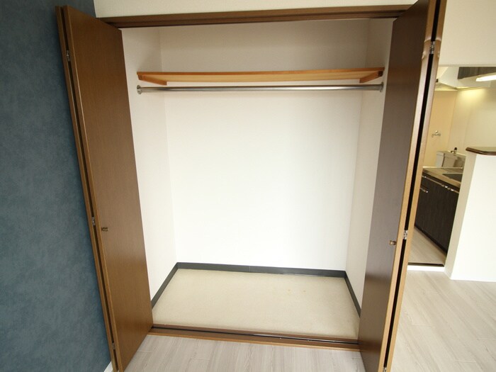 物件内観写真16　(収納)