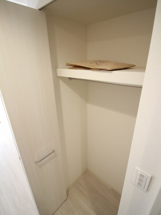 物件内観写真13　(収納)