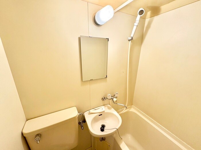 物件内観写真9　(洗面)