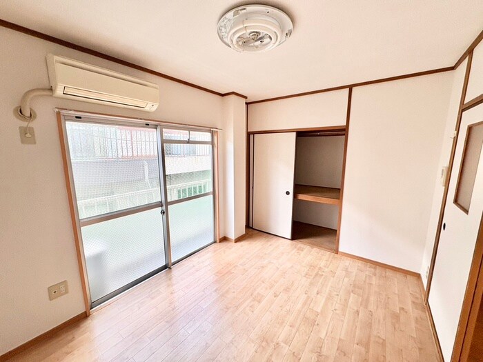 物件内観写真15　(居室)