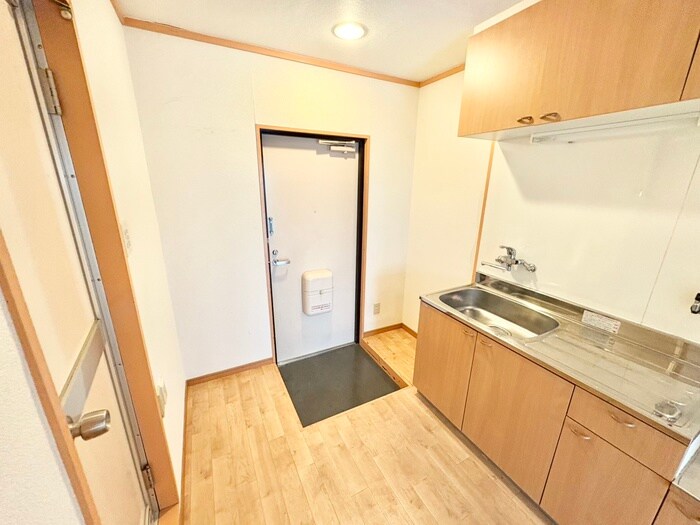 物件内観写真20　(玄関)