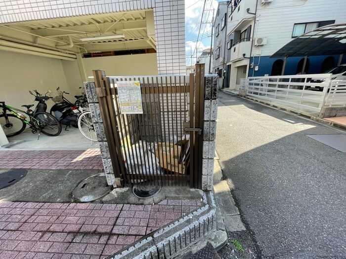 物件外観写真6　(建物設備)