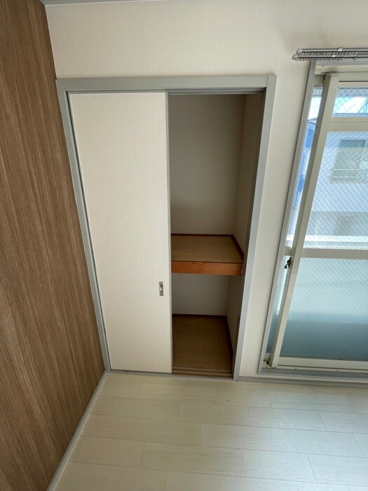 物件内観写真15　(収納)